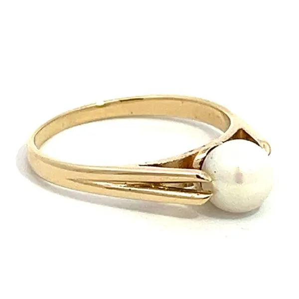 Estate Ring Image 2 Miner's Den Jewelers Royal Oak, MI