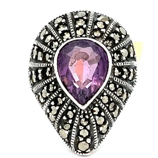 Estate Ring Image 2 Miner's Den Jewelers Royal Oak, MI