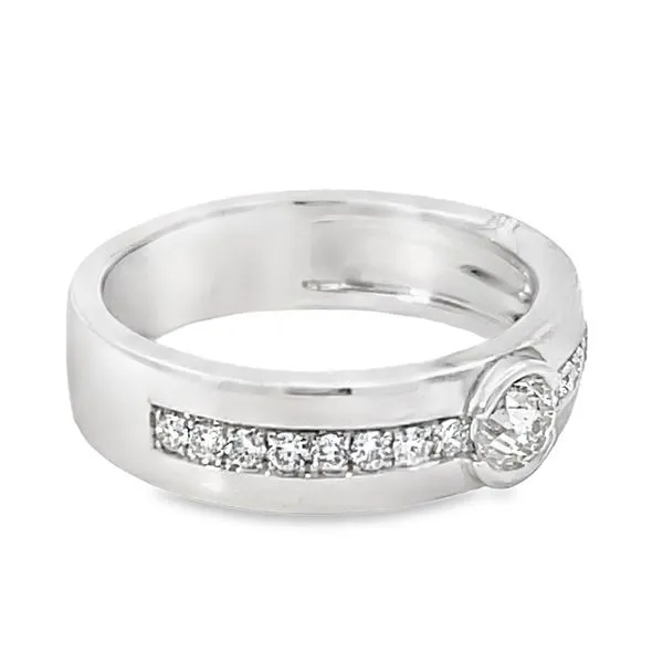 Estate Ring Image 2 Miner's Den Jewelers Royal Oak, MI