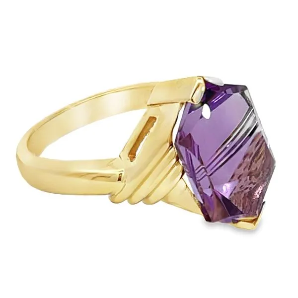 Fantasy Cut Amethyst Ring