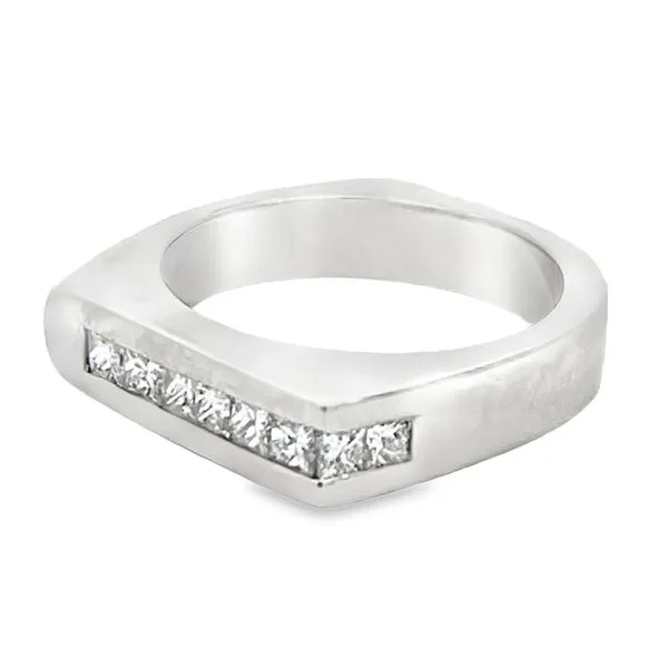 Estate Ring Image 2 Miner's Den Jewelers Royal Oak, MI