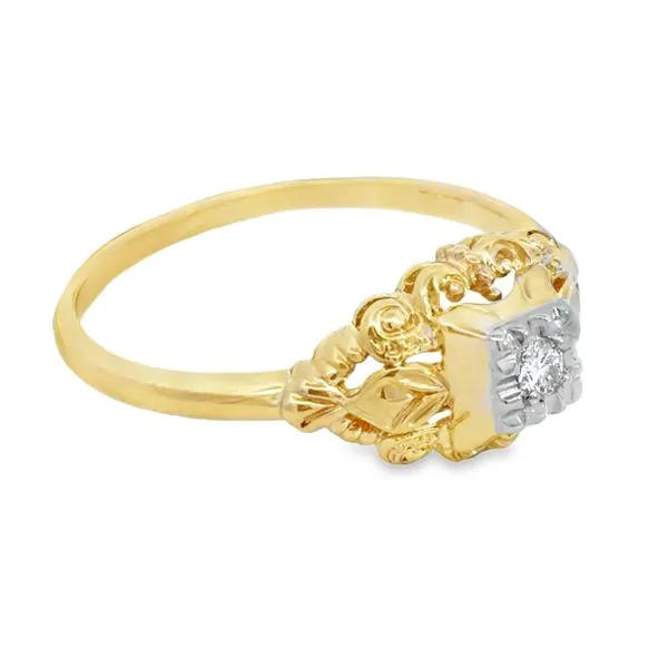 Estate Ring Image 2 Miner's Den Jewelers Royal Oak, MI