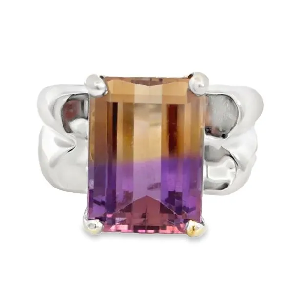 Estate Ring Image 2 Miner's Den Jewelers Royal Oak, MI