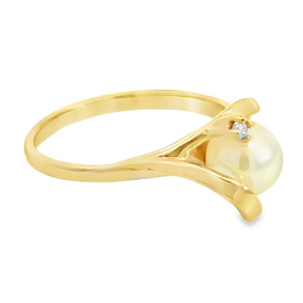 Estate Ring Image 2 Miner's Den Jewelers Royal Oak, MI