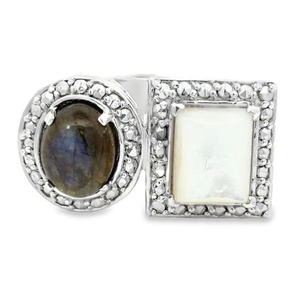 Estate Ring Image 2 Miner's Den Jewelers Royal Oak, MI