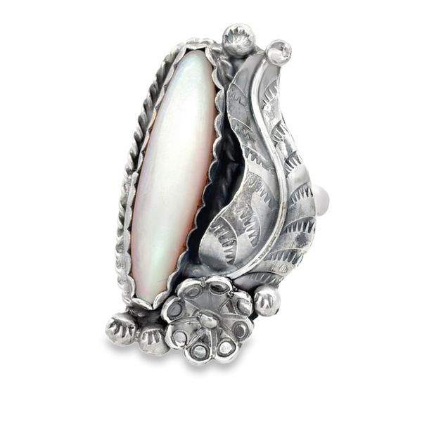 Estate Ring Image 2 Miner's Den Jewelers Royal Oak, MI