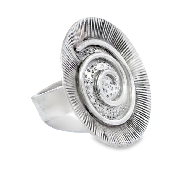 Estate Ring Image 2 Miner's Den Jewelers Royal Oak, MI