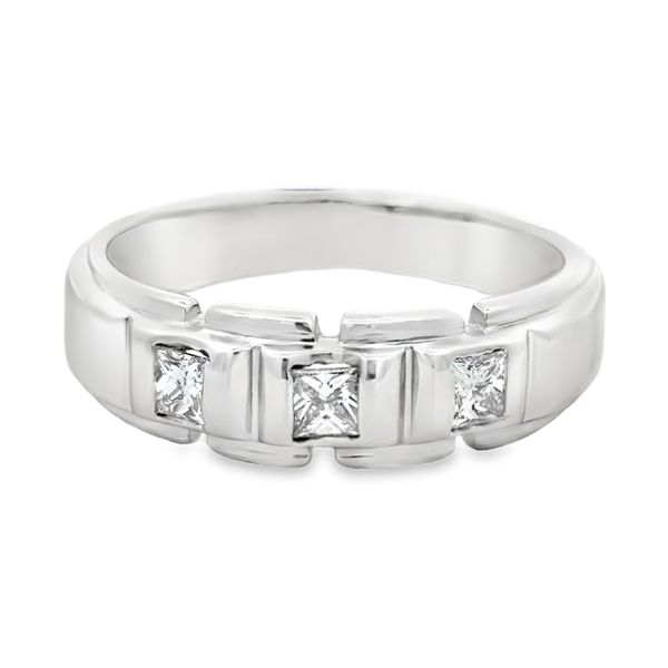Estate Ring Miner's Den Jewelers Royal Oak, MI