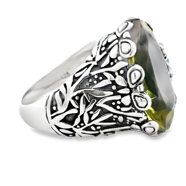 Estate Ring Image 2 Miner's Den Jewelers Royal Oak, MI