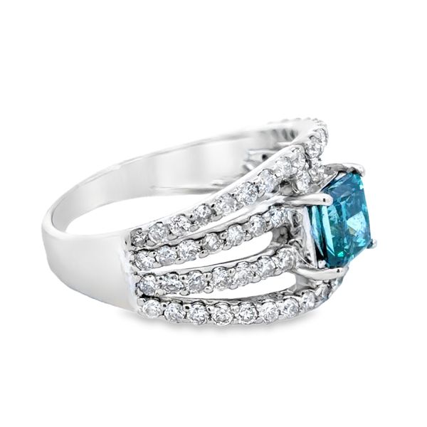 Estate Ring Image 2 Miner's Den Jewelers Royal Oak, MI