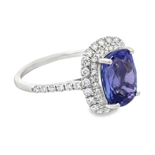 Estate Ring Image 2 Miner's Den Jewelers Royal Oak, MI