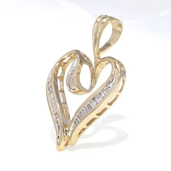 14K Estate Gold & Diamond Heart Pendant Image 2 Miner's Den Jewelers Royal Oak, MI