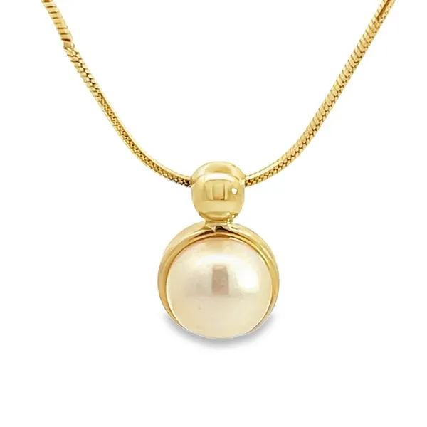 pearl pendant