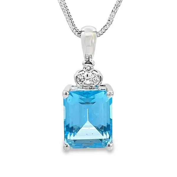 blue topaz pendant