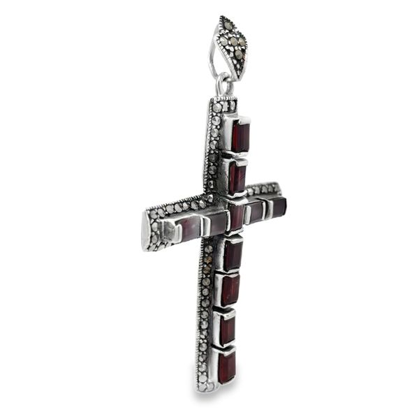 Estate Pendant Image 2 Miner's Den Jewelers Royal Oak, MI