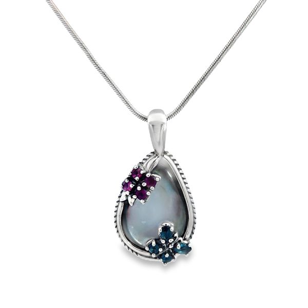Estate Pendant Image 2 Miner's Den Jewelers Royal Oak, MI