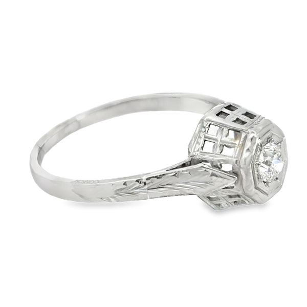 Estate Engagement Ring Image 2 Miner's Den Jewelers Royal Oak, MI