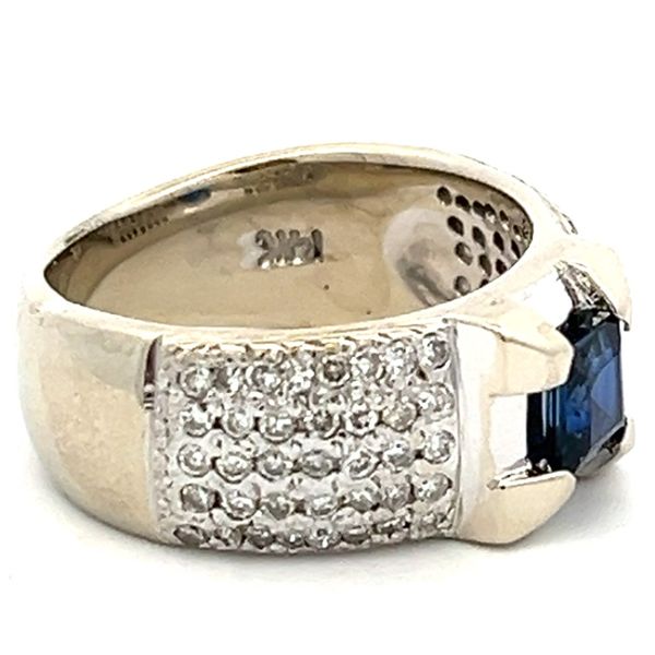 Estate Engagement Ring Image 2 Miner's Den Jewelers Royal Oak, MI