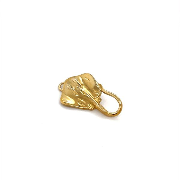 14K Yellow Gold Manta Ray Charm with Jump Ring Image 2 Minor Jewelry Inc. Nashville, TN