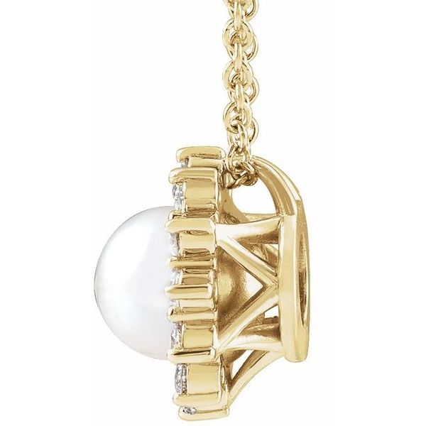 14K Yellow Gold Estate Pearl and Diamond Pendant Necklace Image 2 Minor Jewelry Inc. Nashville, TN