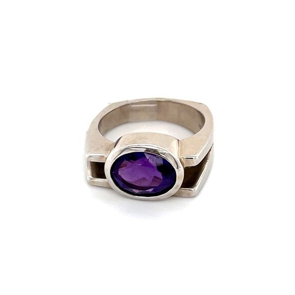 14K White Gold Estate Amethysts Ring Image 3 Minor Jewelry Inc. Nashville, TN