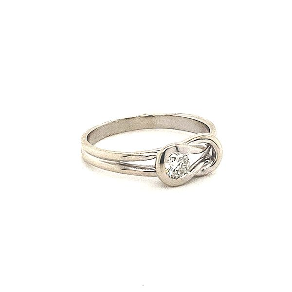 14K White Gold Estate Diamond Knot Ring Image 3 Minor Jewelry Inc. Nashville, TN