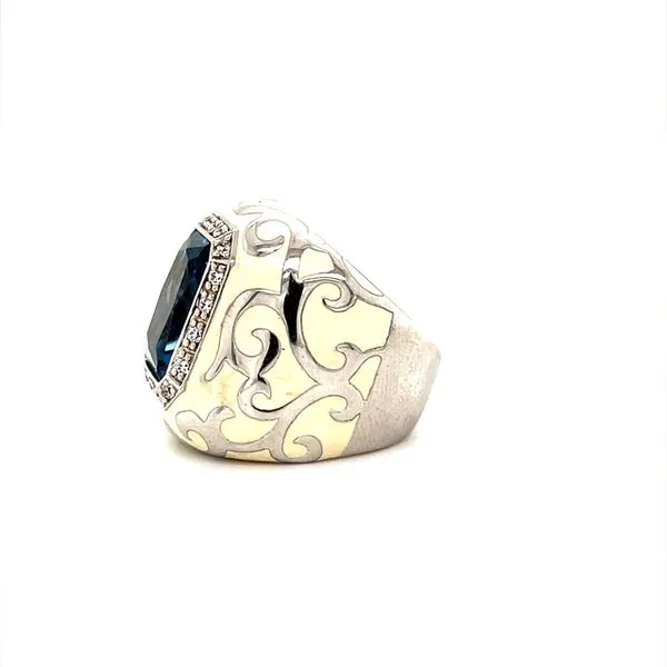 Sterling Silver Estate Blue Topaz Ring Image 2 Minor Jewelry Inc. Nashville, TN
