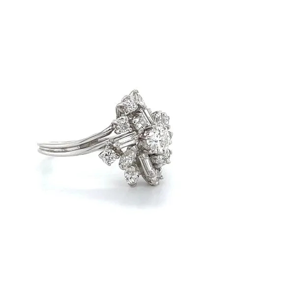 18K White Gold Estate Diamond Ring Image 2 Minor Jewelry Inc. Nashville, TN