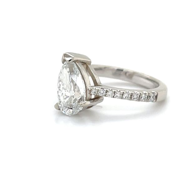 14K White Gold Estate 1.76cttw Lab Grown Diamond Engagement Ring Image 2 Minor Jewelry Inc. Nashville, TN
