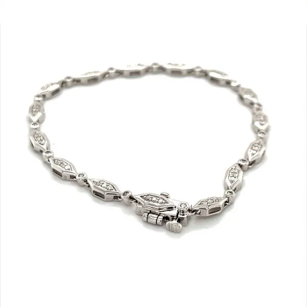 10K  White Gold Bracelet With Diamonds