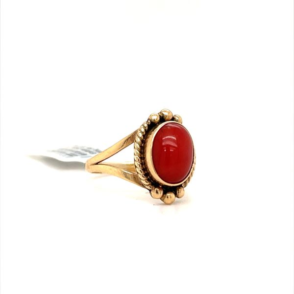 14K Yellow Gold Estate Coral Ring Image 2 Minor Jewelry Inc. Nashville, TN