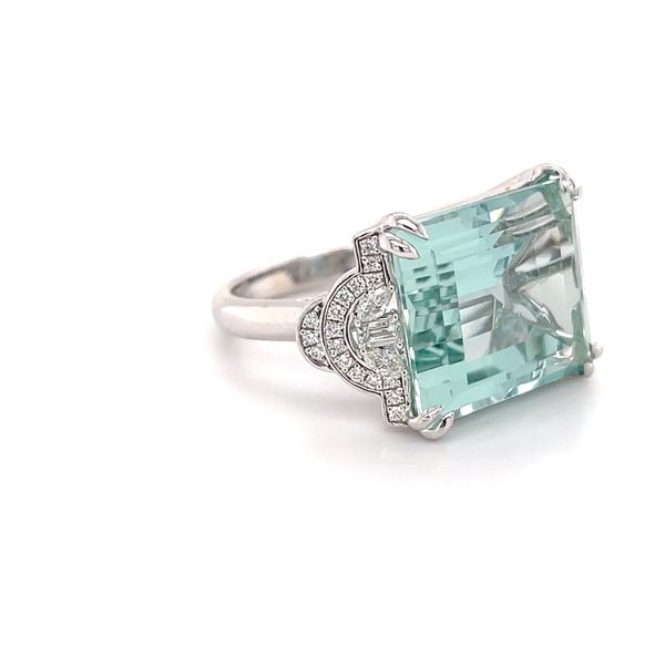 18K White Gold Mined Auquamarine and Diamond Ring Image 3 Minor Jewelry Inc. Nashville, TN