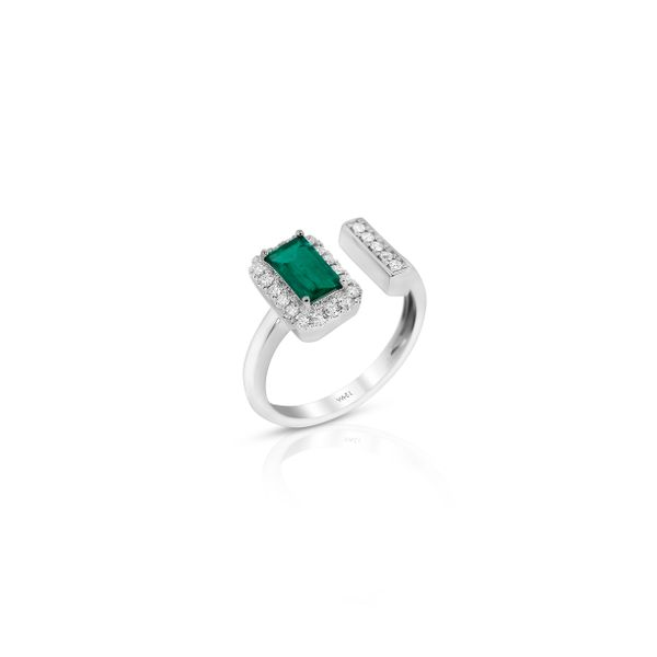 18K White Gold Emerald and Diamond Fashion Ring Image 3 Minor Jewelry Inc. Nashville, TN