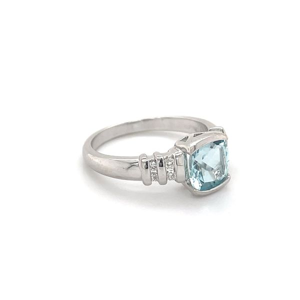 14K White Gold Estate Mined Aquamarine and Diamond Ring Image 3 Minor Jewelry Inc. Nashville, TN