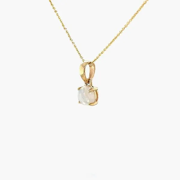 14K Yellow Gold Opal Pendant Necklace