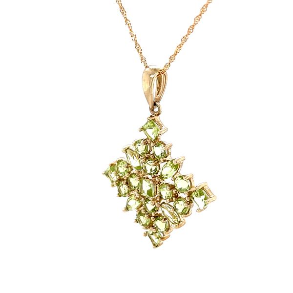 9K Yellow Gold Estate Peridot Cluster Pendant Necklace Image 3 Minor Jewelry Inc. Nashville, TN