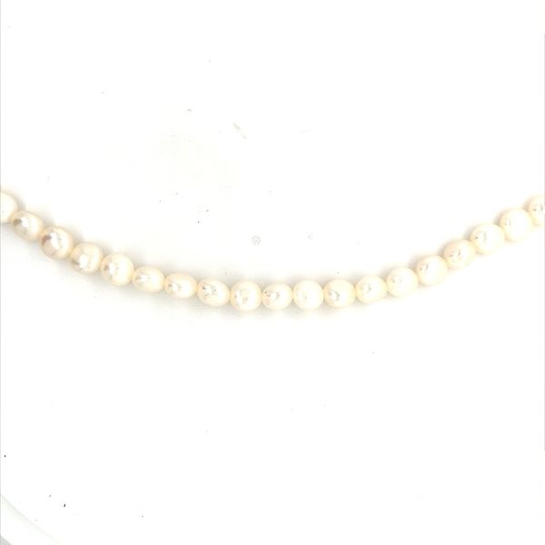24 inch Freshwater Pearl Strand with 14K Yellow Gold Clasp Minor Jewelry Inc. Nashville, TN