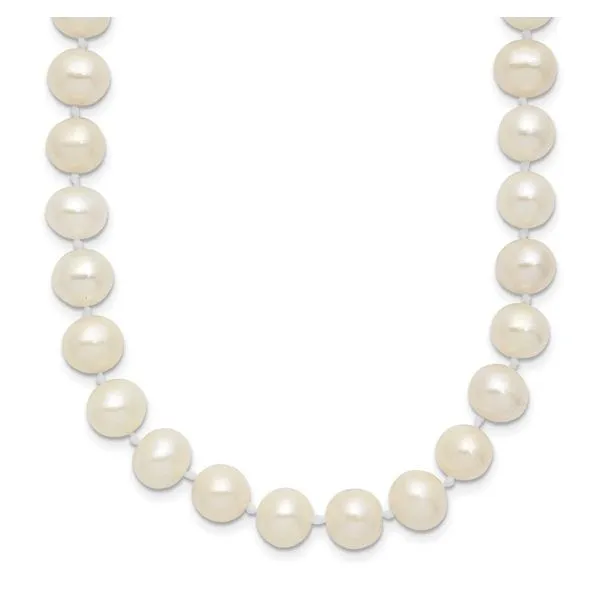 Freshwater Pearl Necklace 16'' 6-7mm Image 4 Minor Jewelry Inc. Nashville, TN