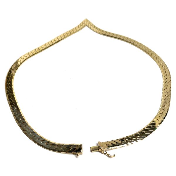 14K Yellow Gold Estate 6.7mm Herringbone Chain Image 4 Minor Jewelry Inc. Nashville, TN