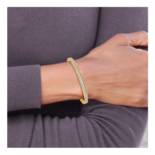 5mm 14K Yellow and White Gold Diamond Cut Bangle Image 2 Minor Jewelry Inc. Nashville, TN