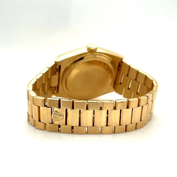 1986 36mm Rolex Oysterquartz  19018