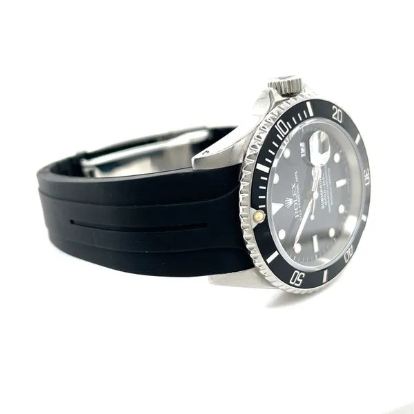 1990 40mm Rolex Submariner 16610