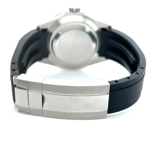 1990 40mm Rolex Submariner 16610