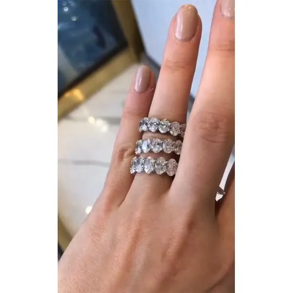 .40 Oval Cut Diamond Eternity Band Image 2 Mollys Jewelers Brooklyn, NY