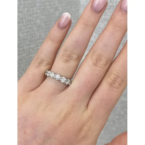 Wedding Band Image 2 Mollys Jewelers Brooklyn, NY
