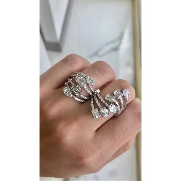 14Kt White Gold Diamond Baguette Cluster Ring – 2.15ct Image 4 Mollys Jewelers Brooklyn, NY