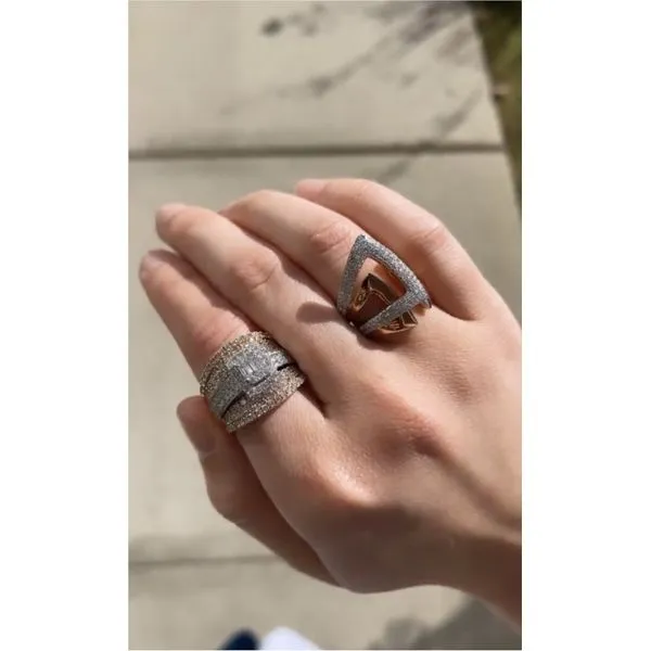 14K Two-Tone Diamond Statement Ring – 2.90ct White & Rose Gold Image 5 Mollys Jewelers Brooklyn, NY