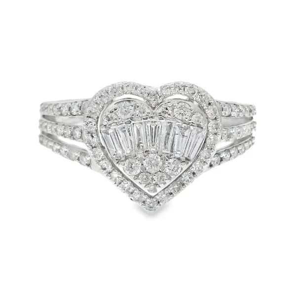 Elegant Heart-Shaped Diamond Ring Mollys Jewelers Brooklyn, NY
