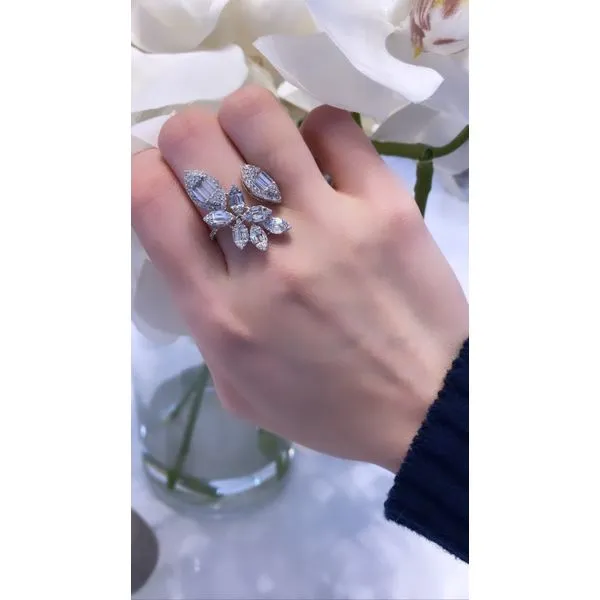 14K Two-Tone Gold Floral Diamond Ring – 2.22ct Modern Wrap Design Image 2 Mollys Jewelers Brooklyn, NY