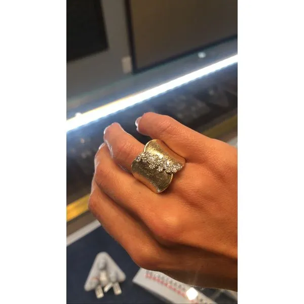 Diamond Ring Mollys Jewelers Brooklyn, NY